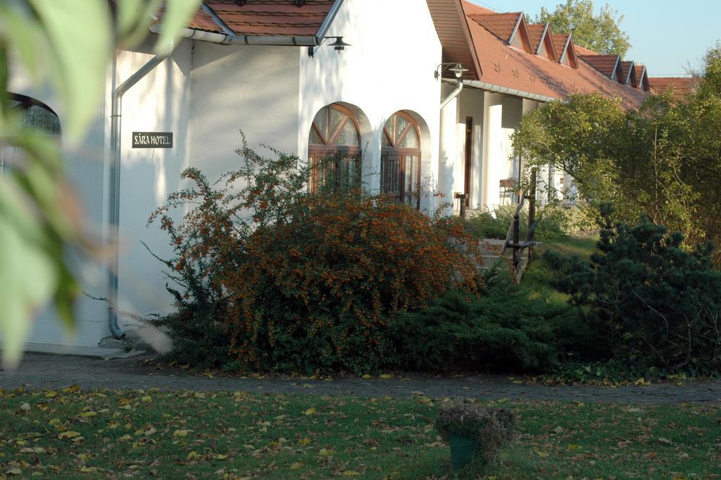 Sarlospuszta Club Hotel Tatárszentgyörgy Δωμάτιο φωτογραφία